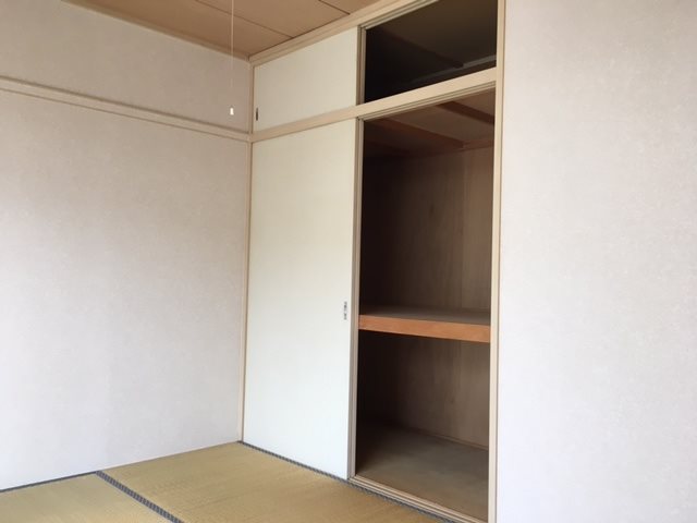 カトレアハイツ 収納