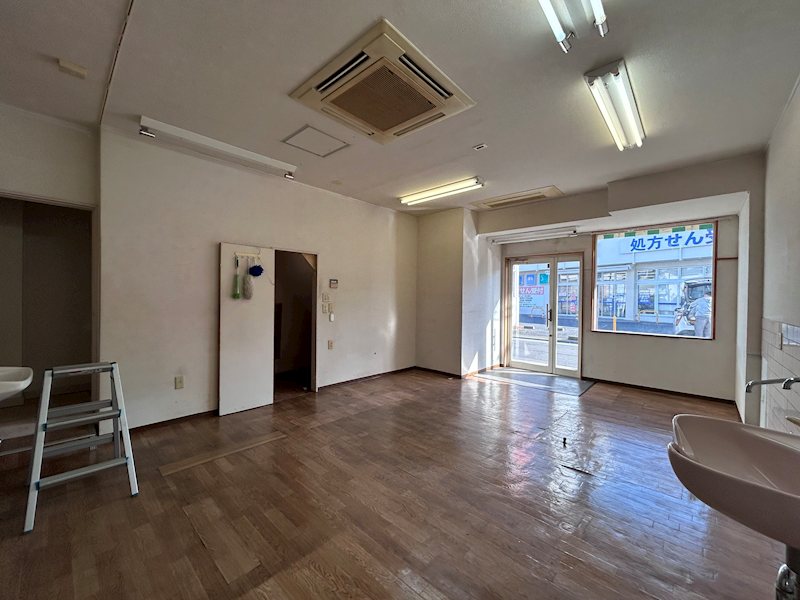 木野店舗 内装